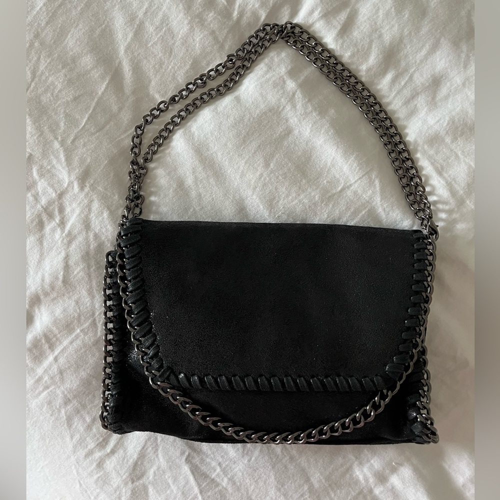 Francesca’s- Black Chain Link Purse